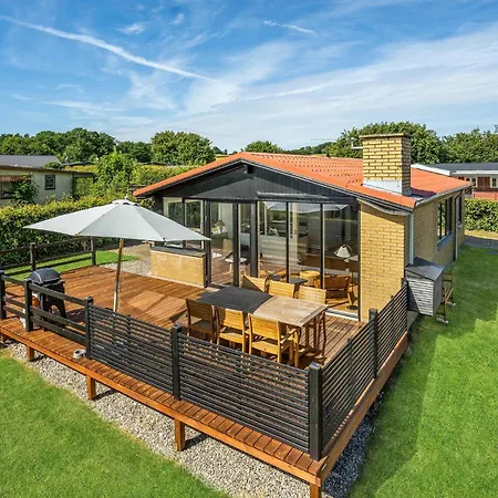 度假居 Lovely Home In Broager With Wifi *