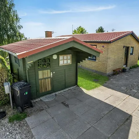 Lovely Home In Broager With Wifi 度假居 *